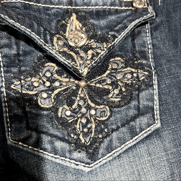 Miss Me Jeans size 26x32 - Picture 3 of 8